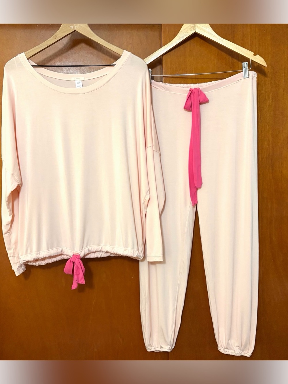 Eberjey Gisele Slouchy Pajama Set Peach Bellini / Bright Pink - Picture 3 of 11